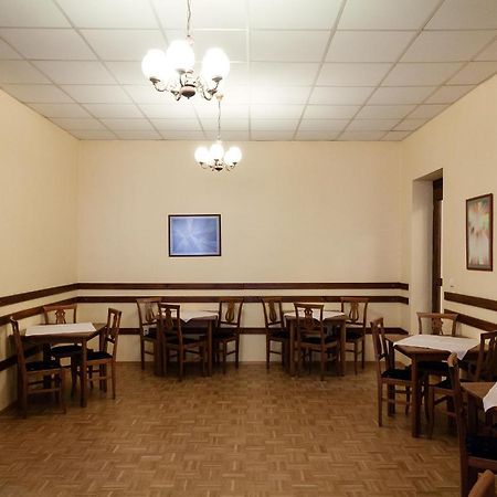 Penzion Maly Val Kroměříž Exteriör bild